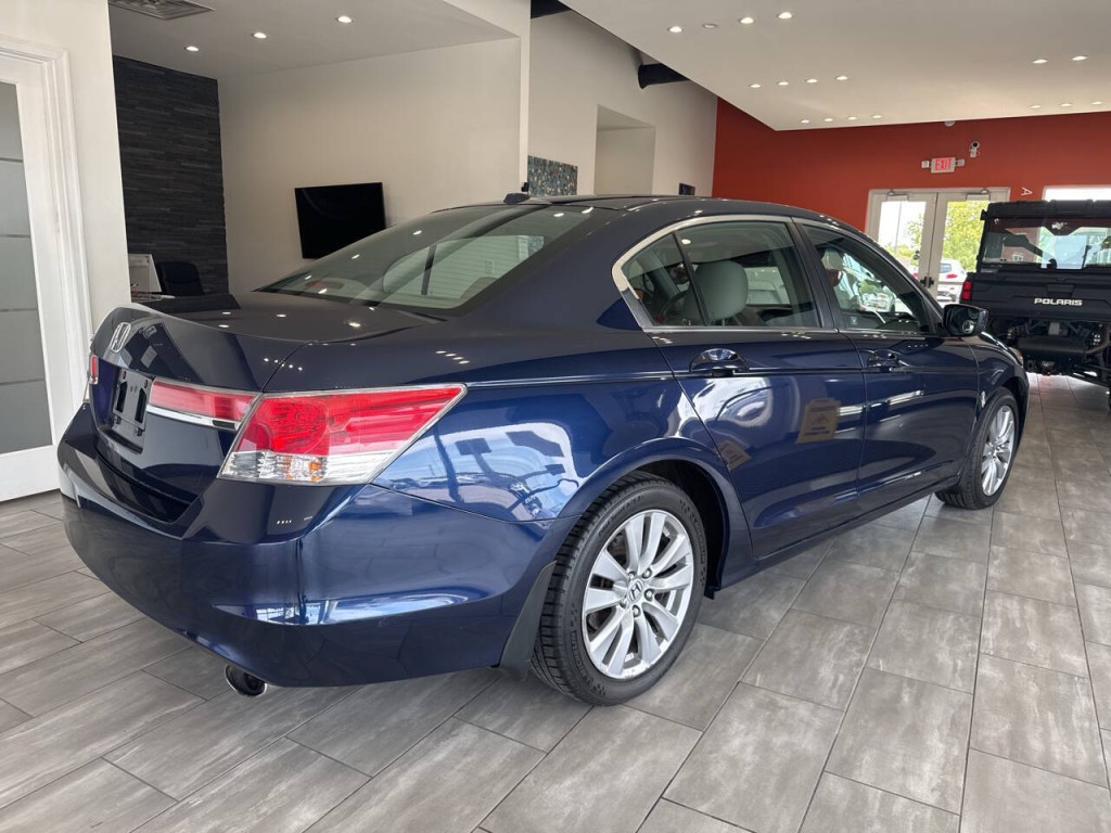 2012 Honda Accord Image 16