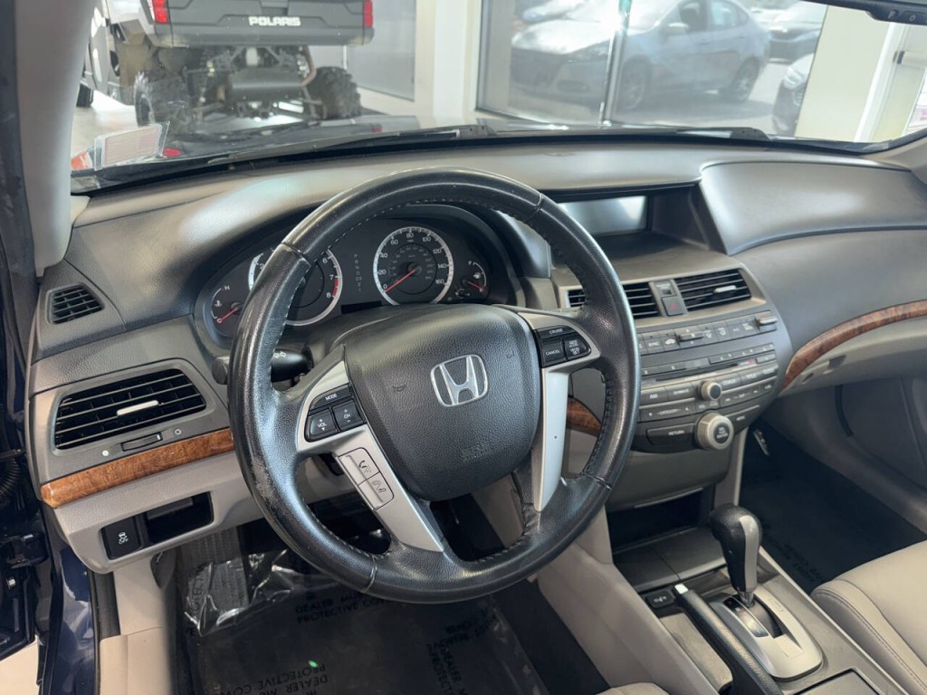 2012 Honda Accord Image 25