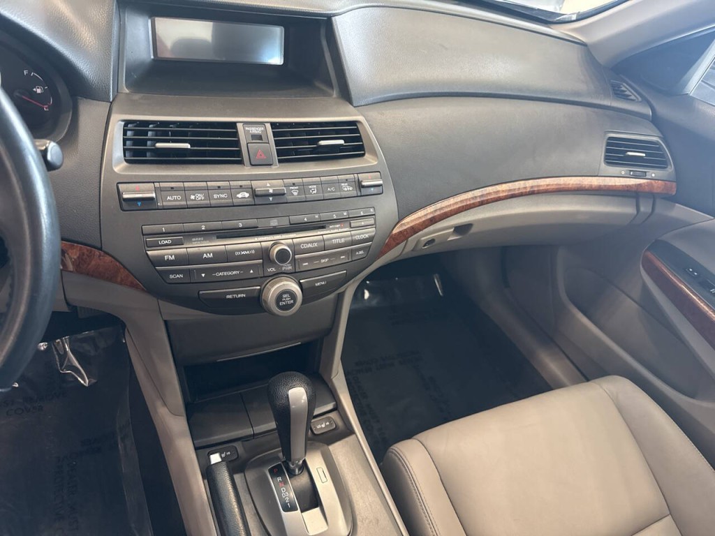 2012 Honda Accord Image 30