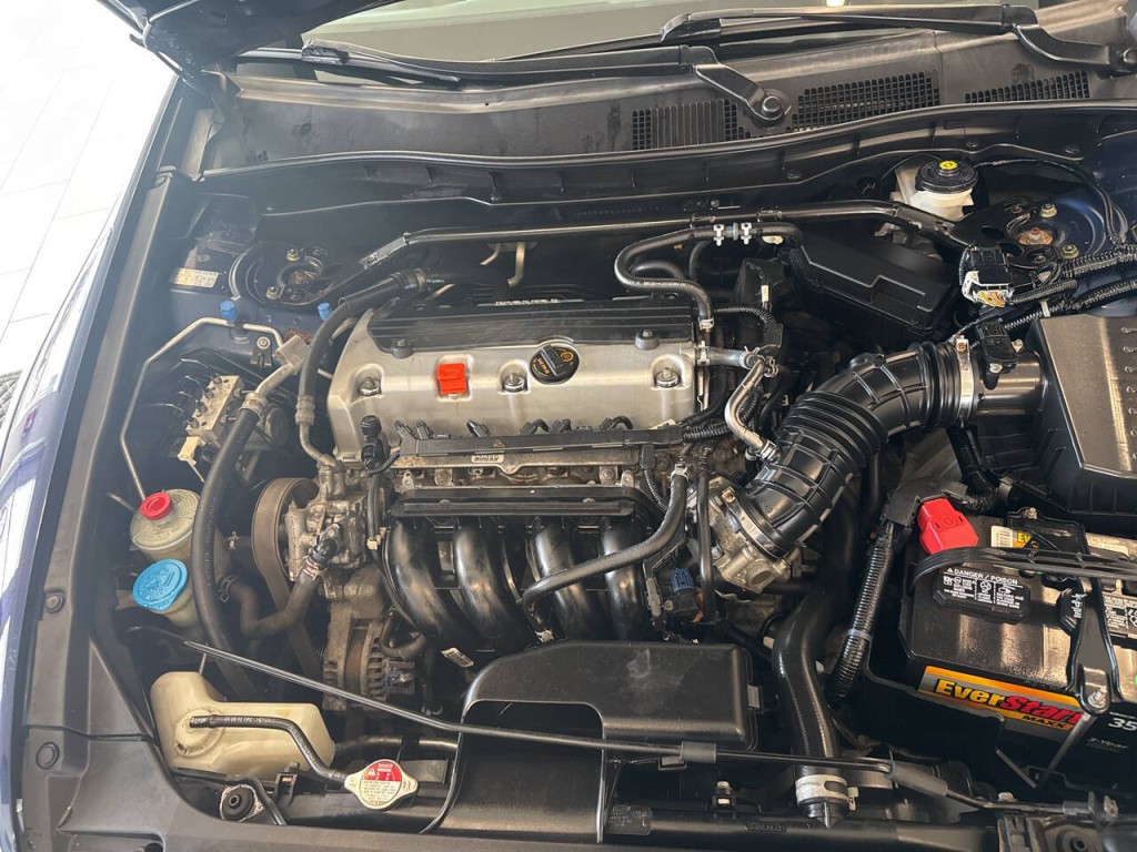2012 Honda Accord Image 33