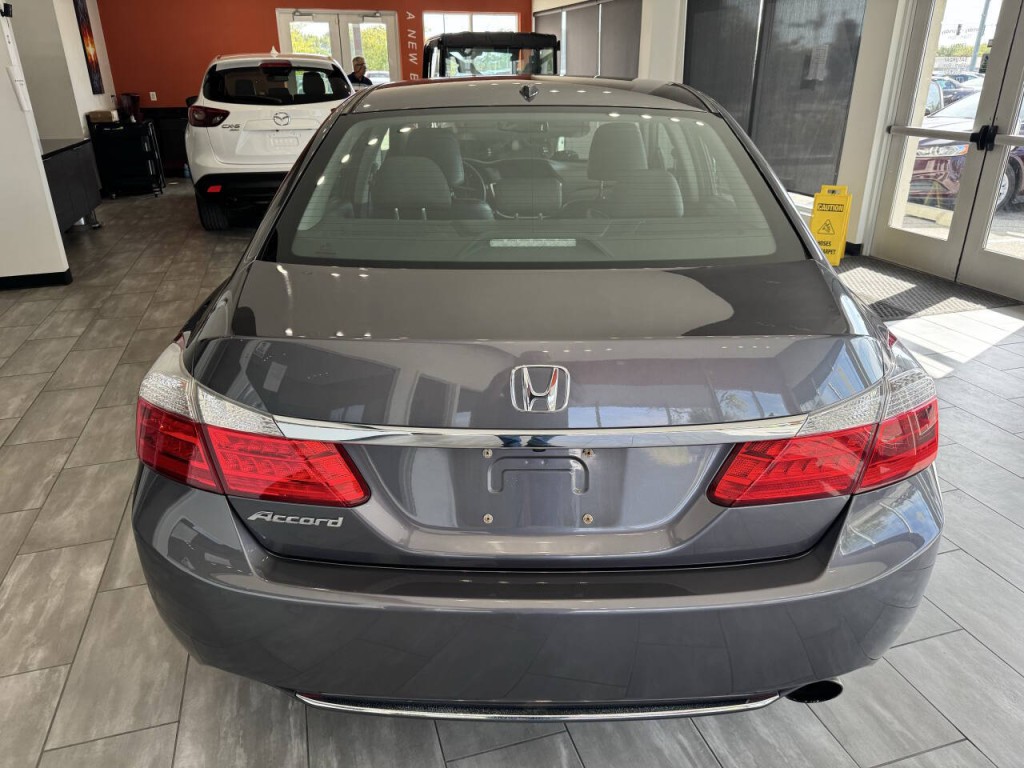 2014 Honda Accord Image 15