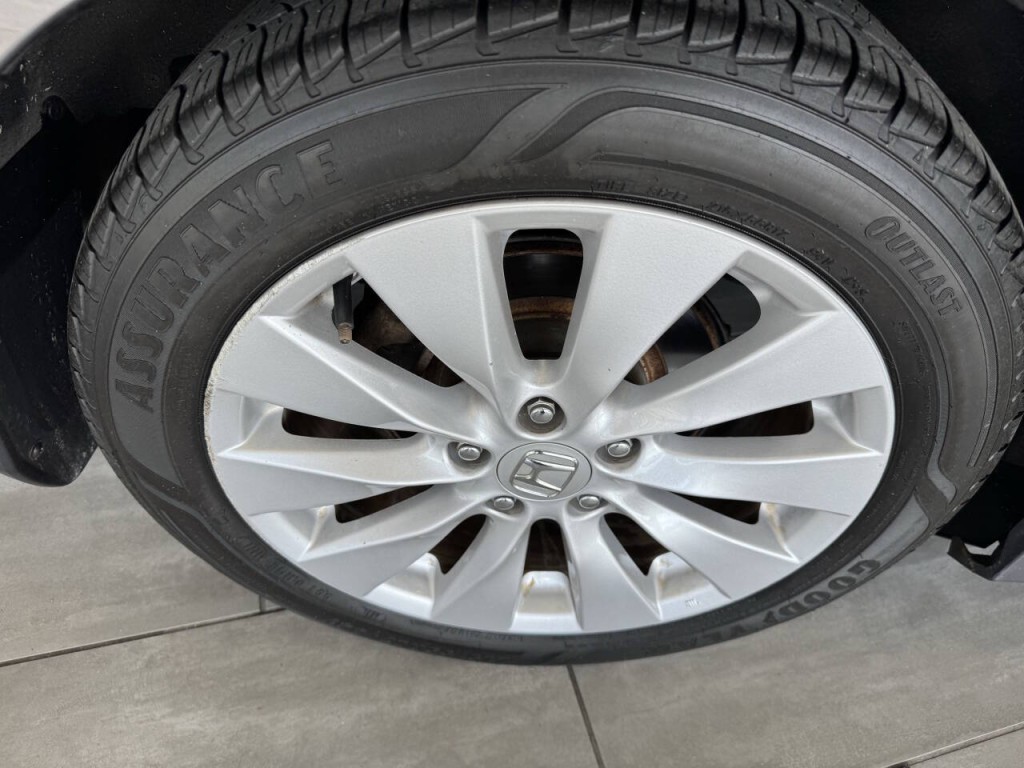 2014 Honda Accord Image 17