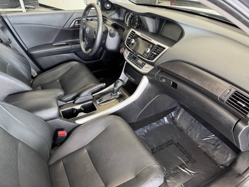 2014 Honda Accord Image 23