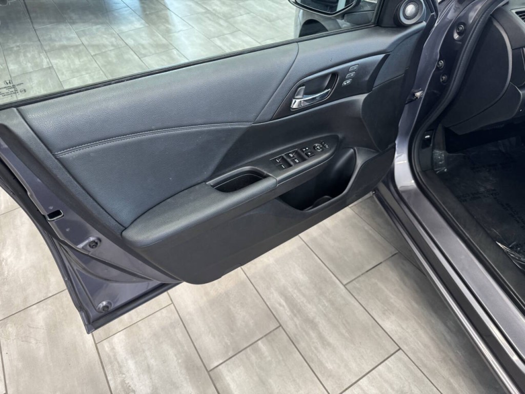 2014 Honda Accord Image 27