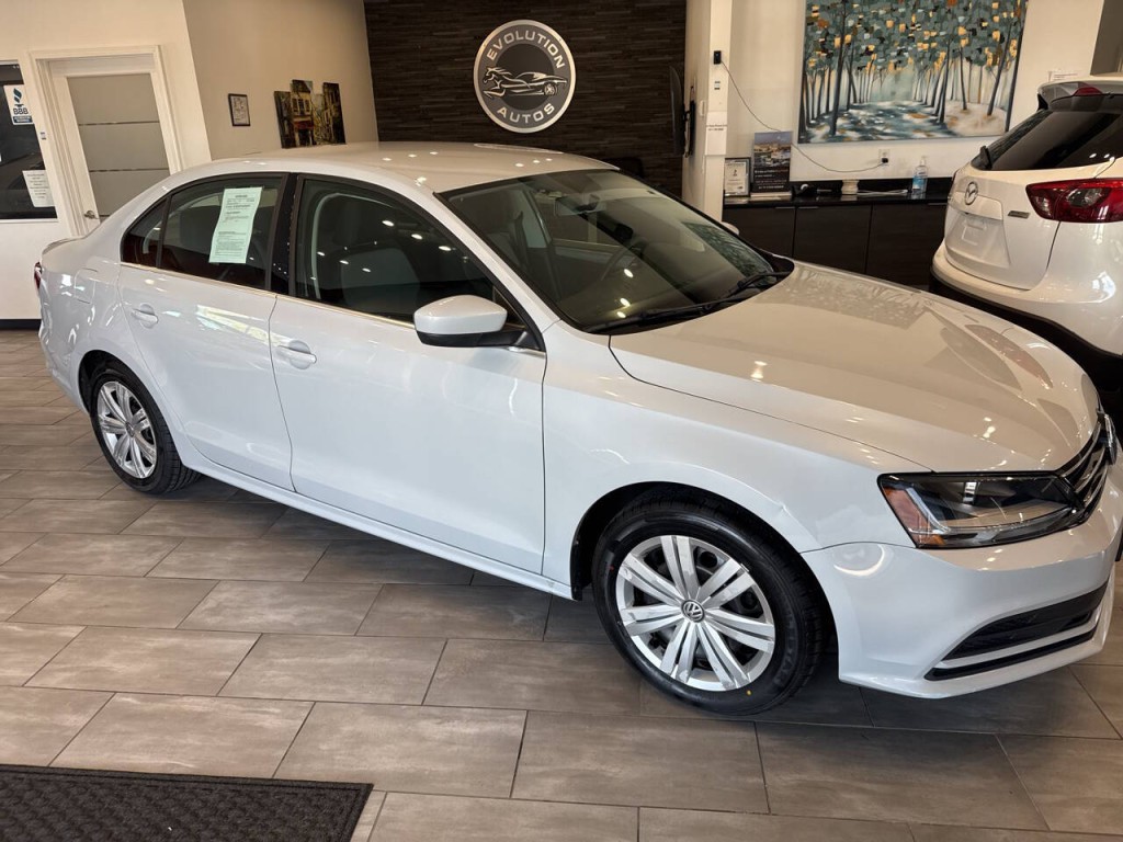 2017 Volkswagen Jetta Image 4