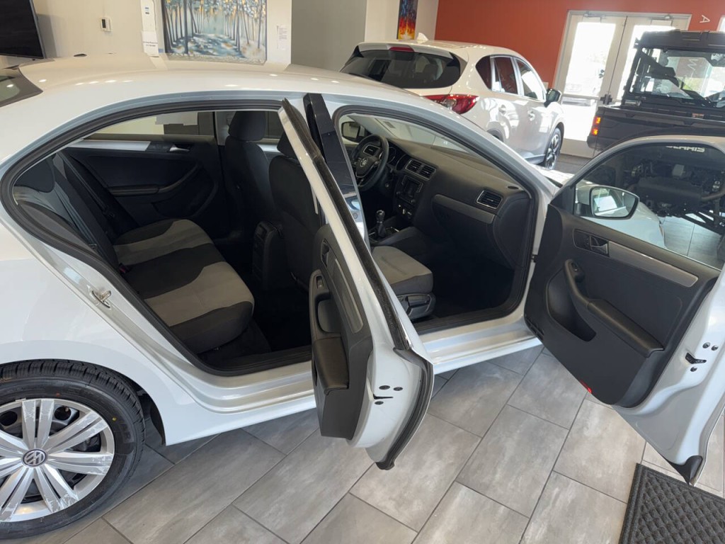 2017 Volkswagen Jetta Image 18