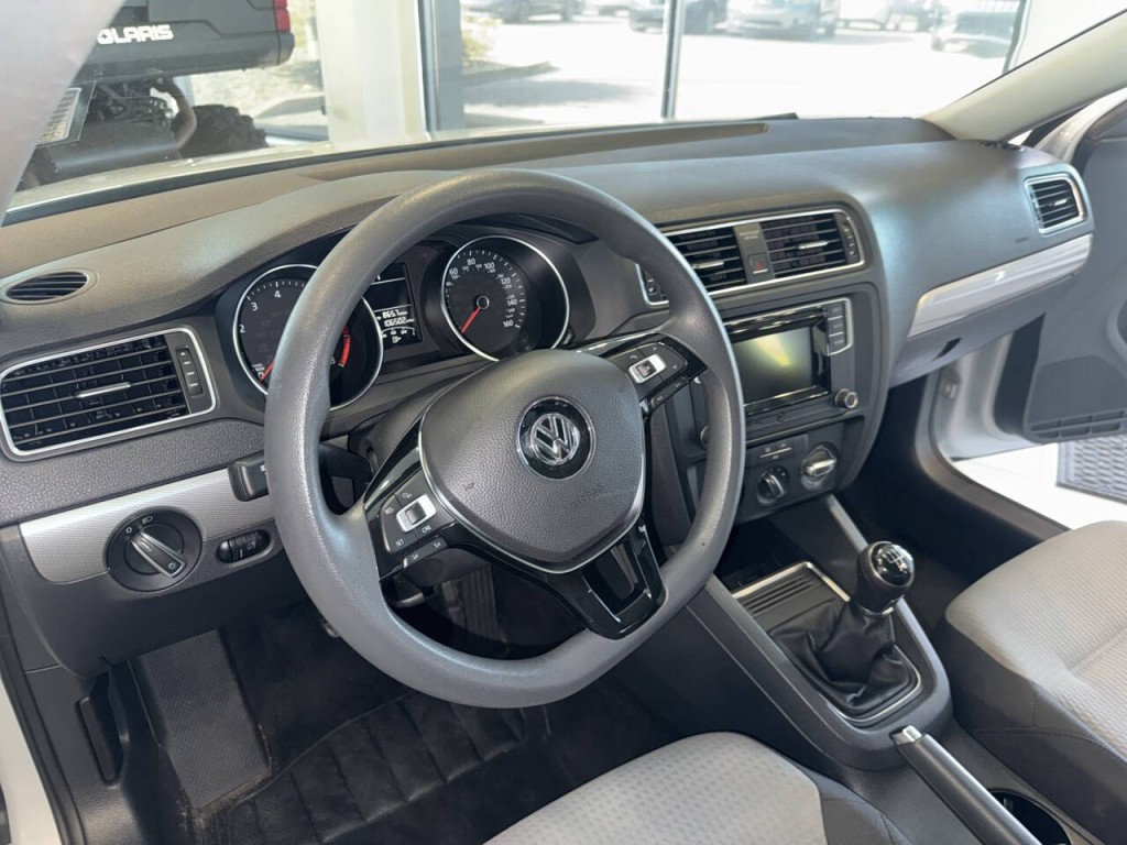 2017 Volkswagen Jetta Image 26