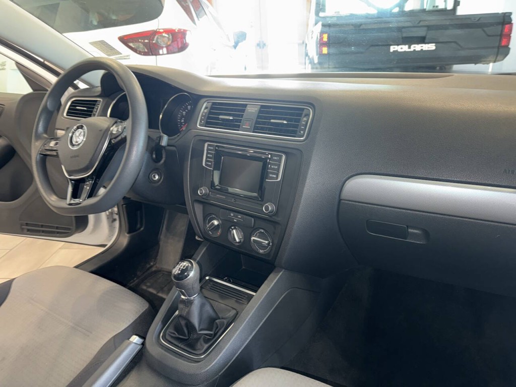 2017 Volkswagen Jetta Image 30