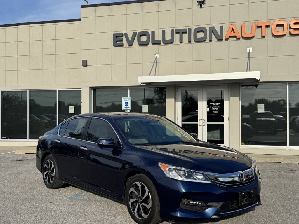 2017 Honda Accord Image 5
