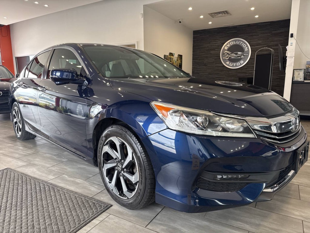 2017 Honda Accord Image 3