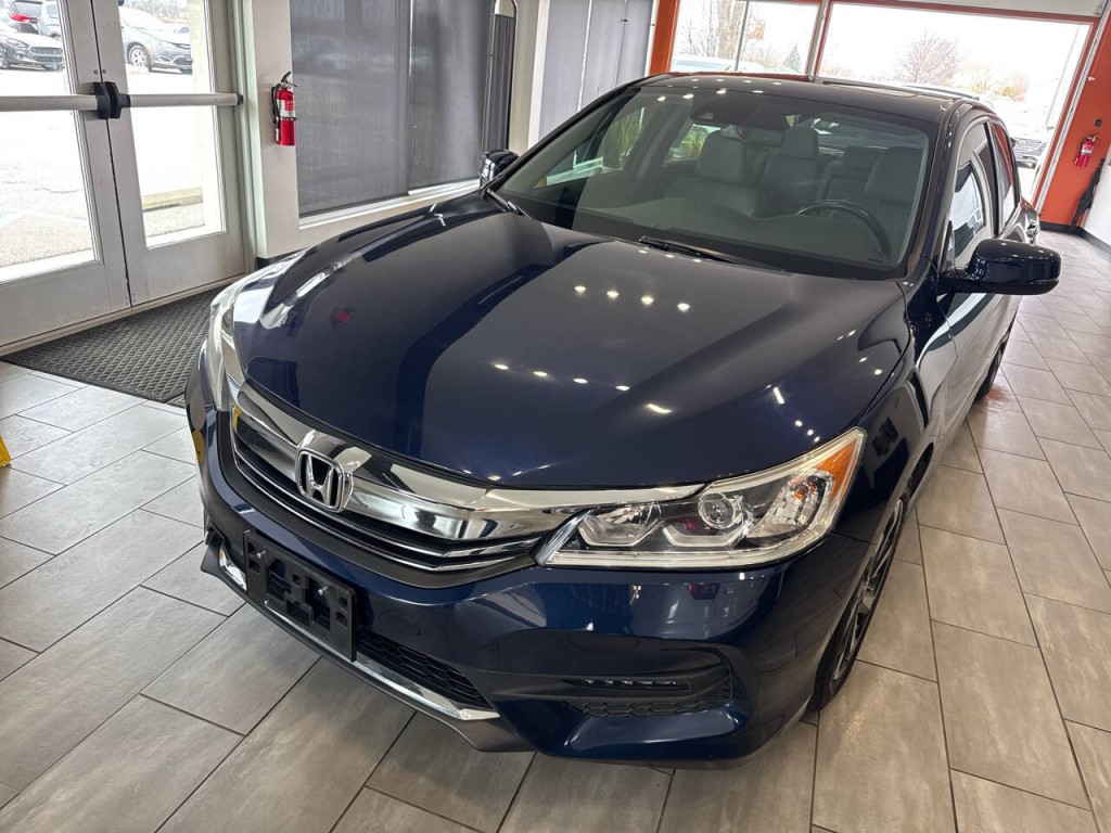 2017 Honda Accord Image 9