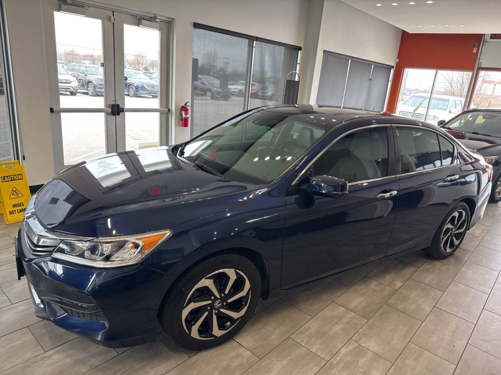 2017 Honda Accord Image 10