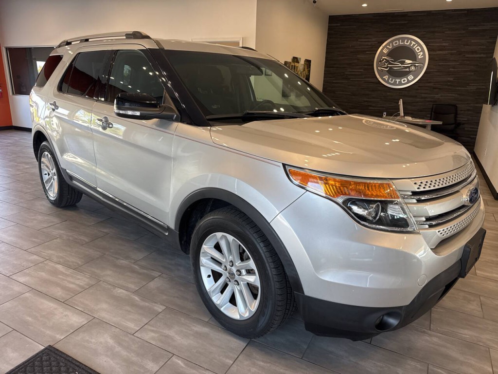 2011 Ford Explorer Image 3