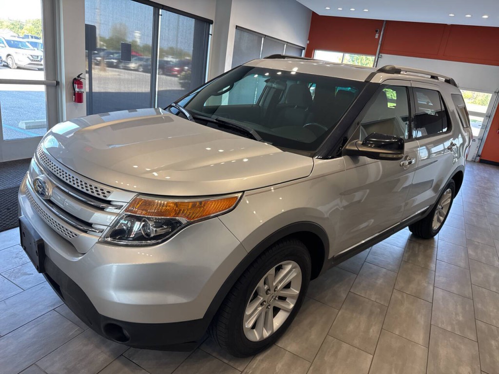 2011 Ford Explorer Image 8