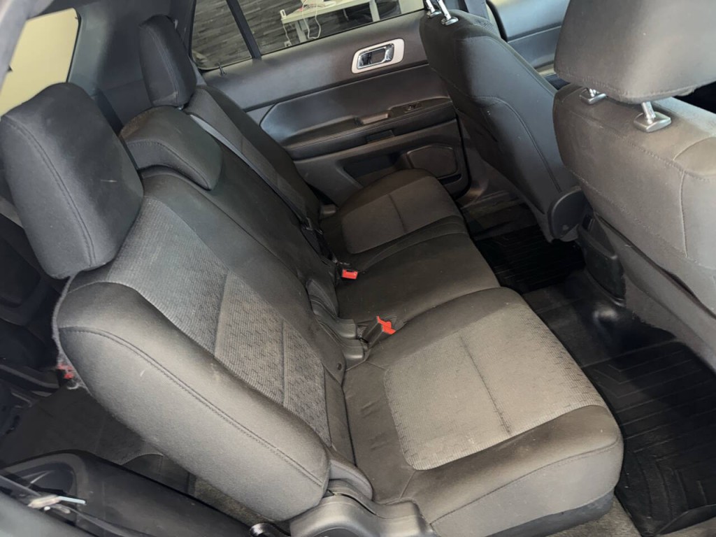 2011 Ford Explorer Image 20