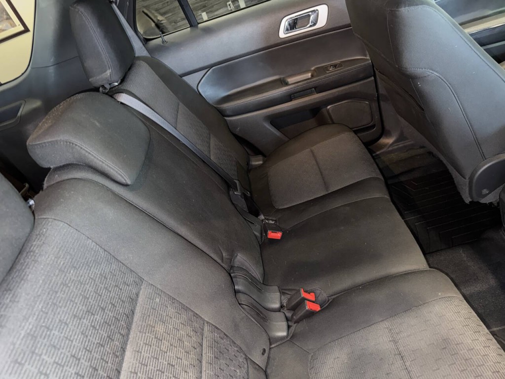 2011 Ford Explorer Image 21