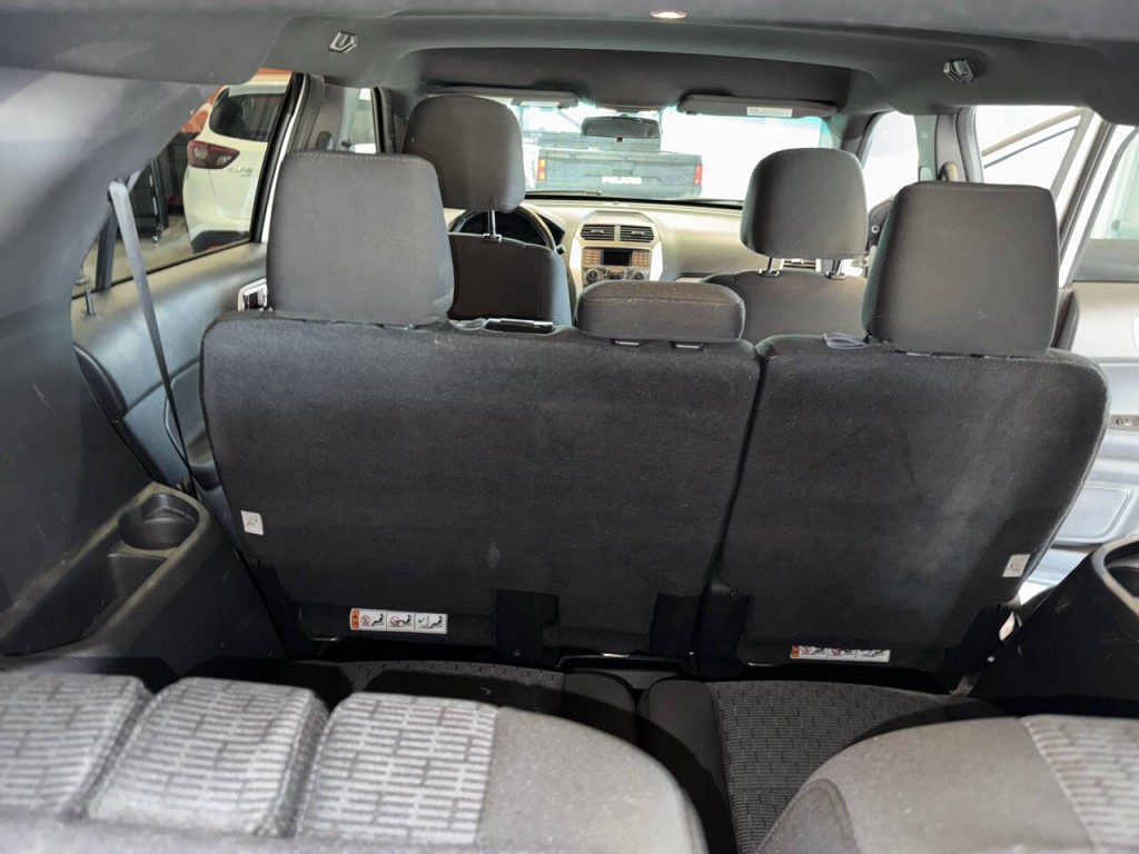 2011 Ford Explorer Image 24