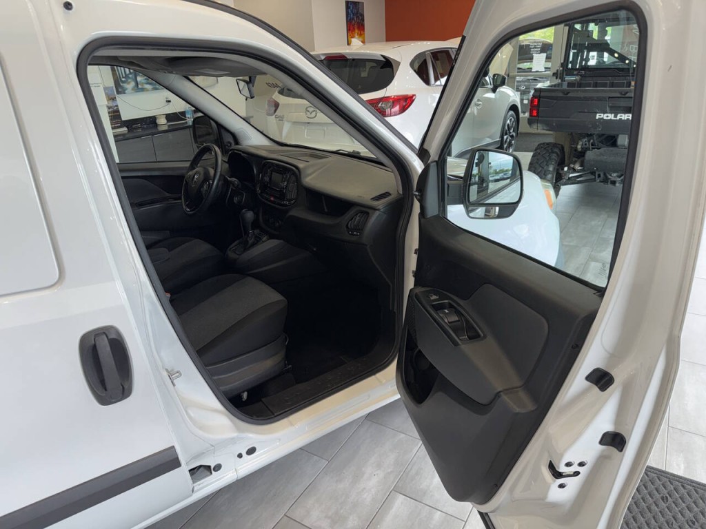 2017 RAM Promaster Image 11