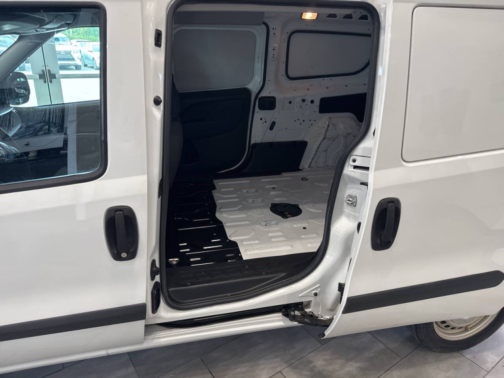 2017 RAM Promaster Image 20