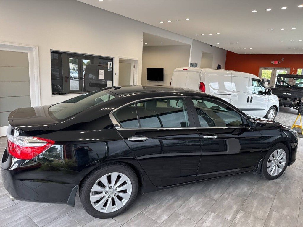 2013 Honda Accord Image 14