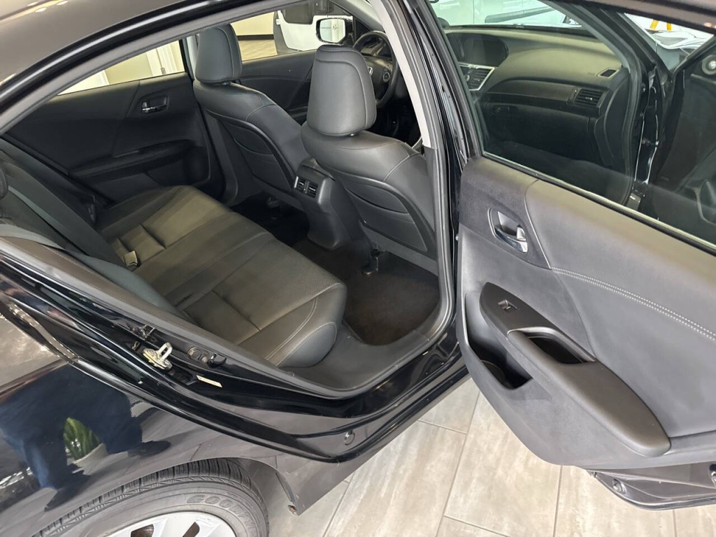 2013 Honda Accord Image 21