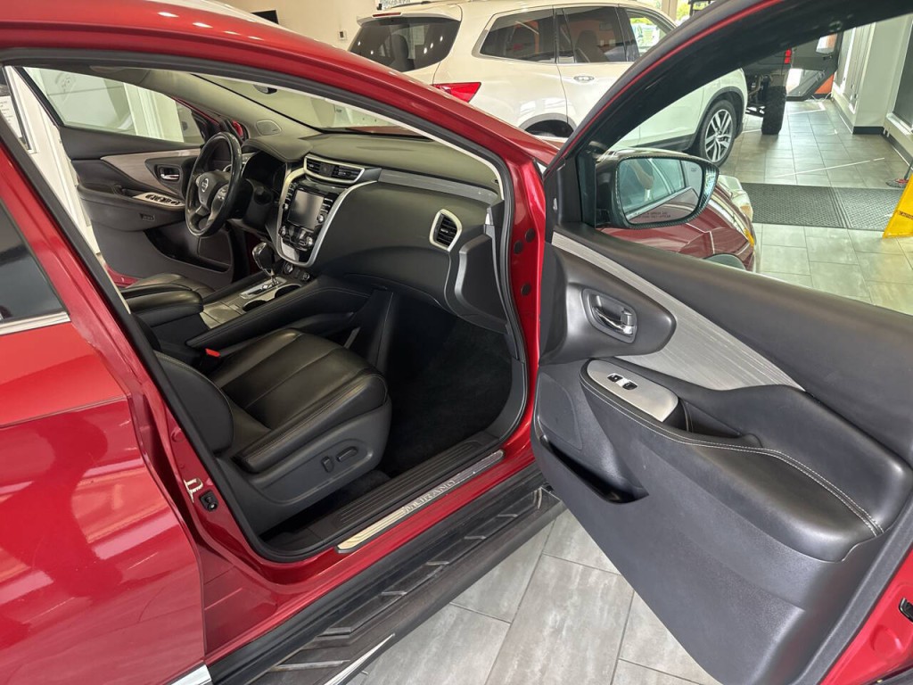2017 Nissan Murano Image 16