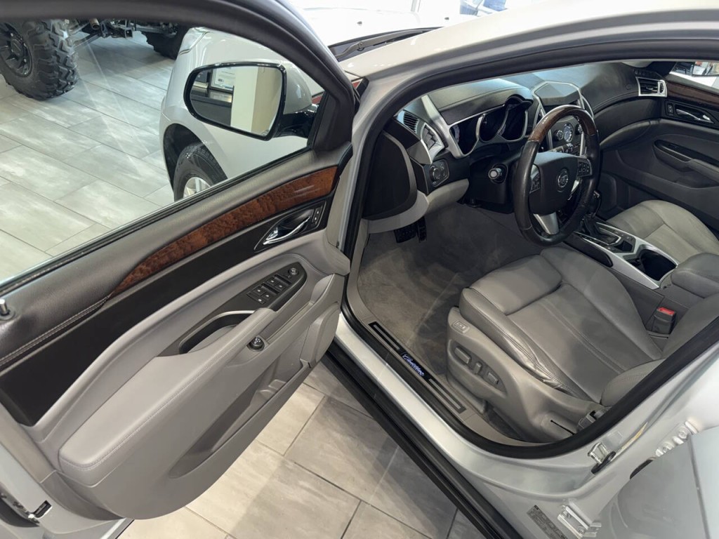 2012 Cadillac SRX Image 19