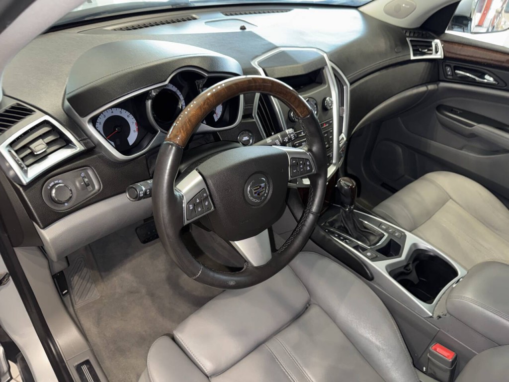 2012 Cadillac SRX Image 21