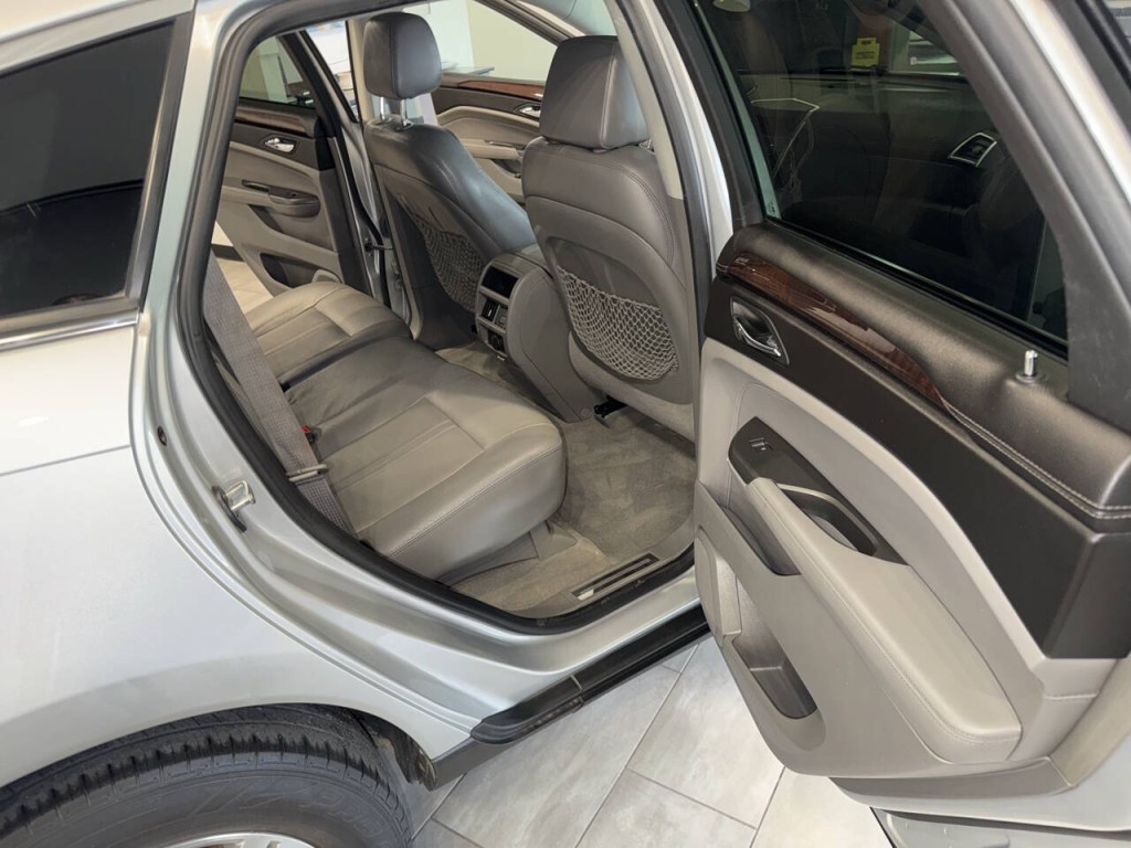 2012 Cadillac SRX Image 29