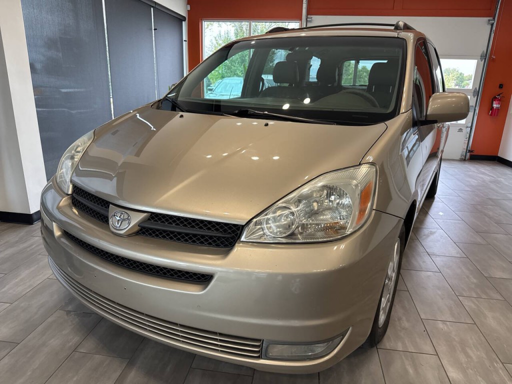 2005 Toyota Sienna Image 9