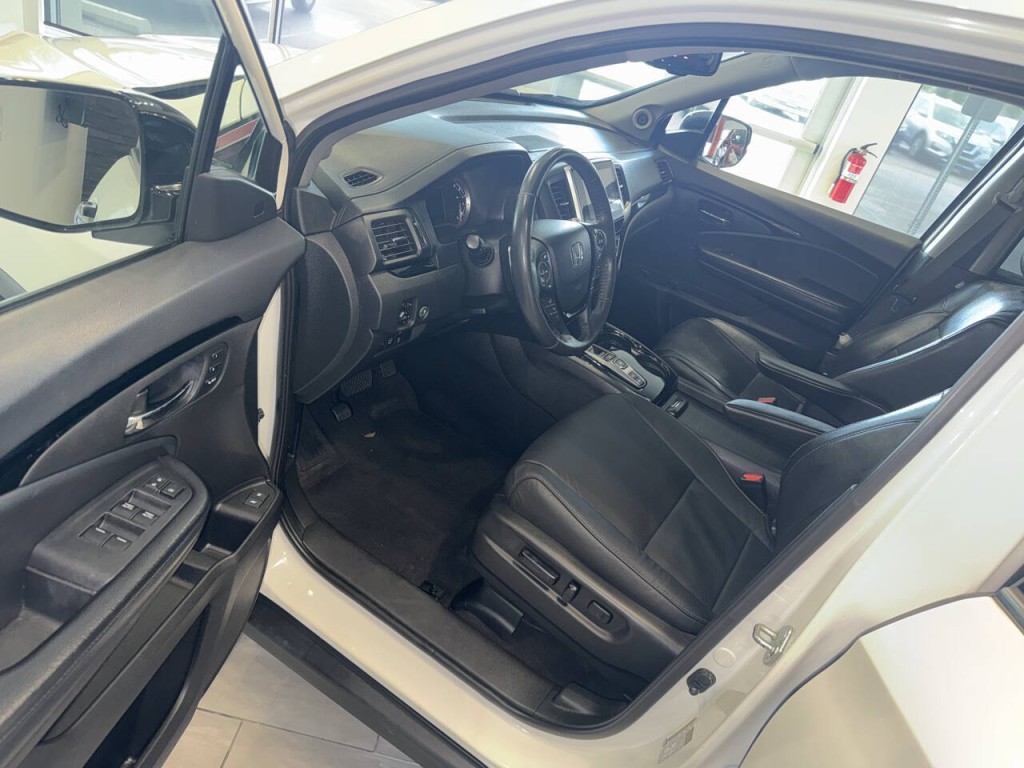 2017 Honda Pilot Image 19