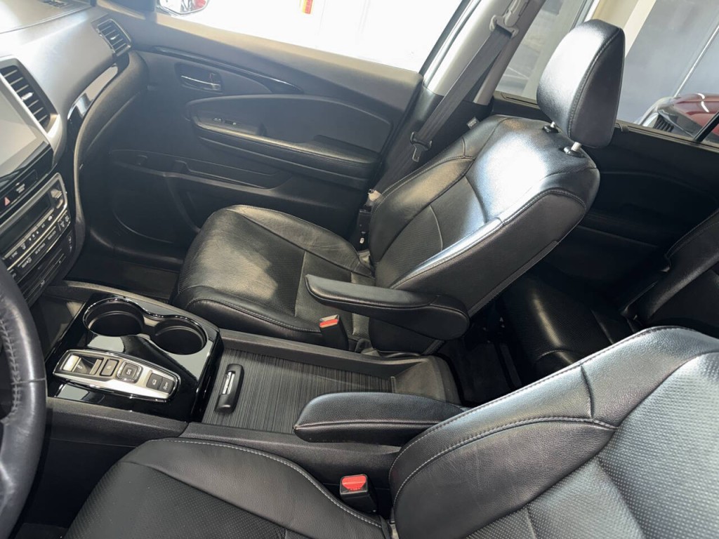 2017 Honda Pilot Image 22