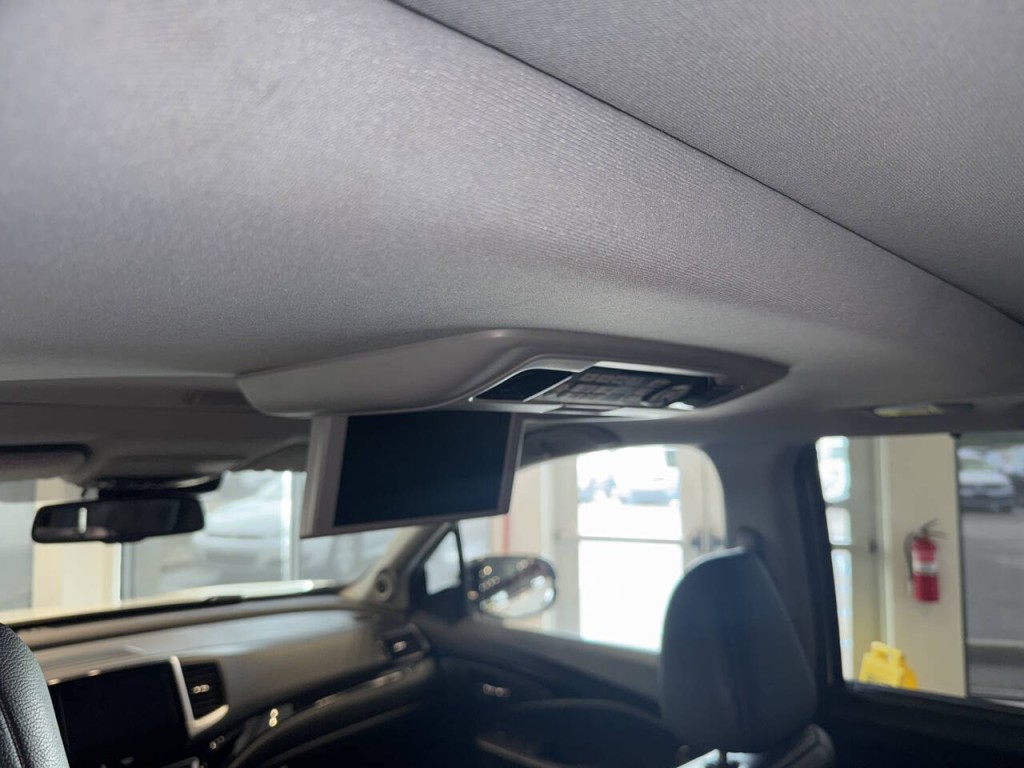 2017 Honda Pilot Image 26