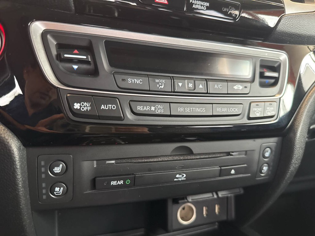 2017 Honda Pilot Image 43