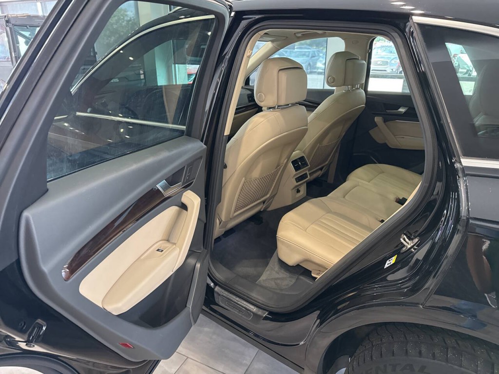 2018 Audi Q5 Image 24