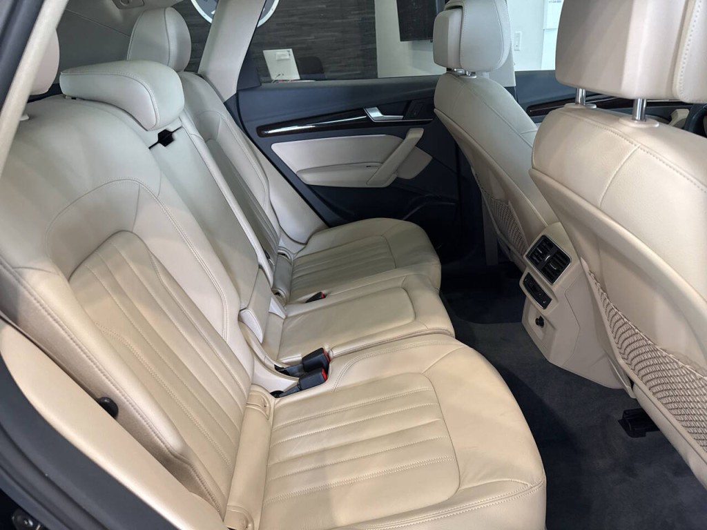 2018 Audi Q5 Image 32