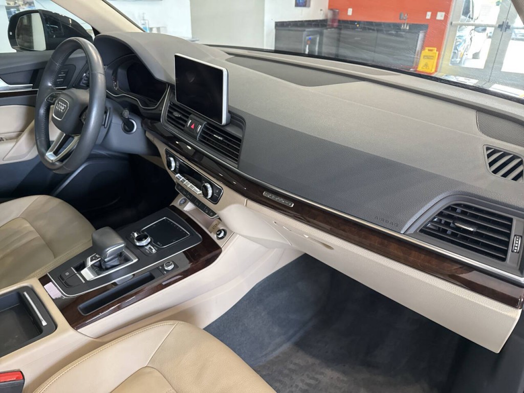 2018 Audi Q5 Image 37