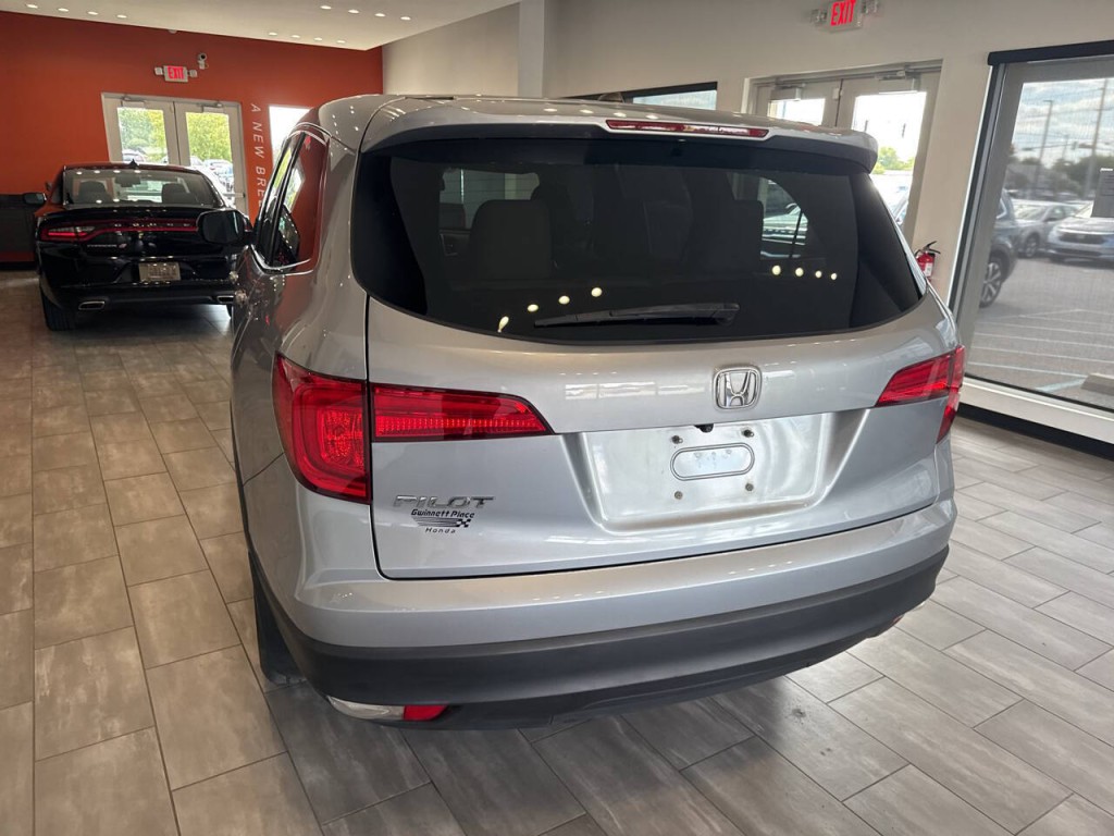 2016 Honda Pilot Image 12