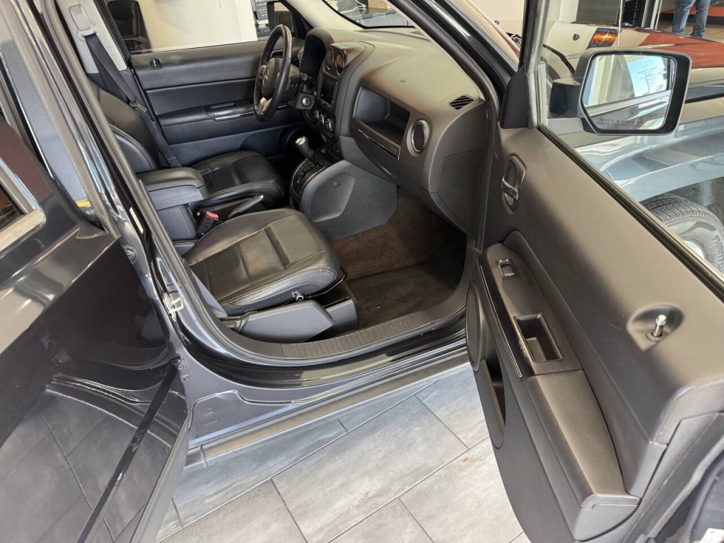 2014 Jeep Patriot Image 16
