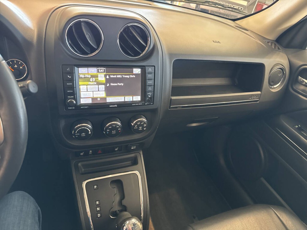 2014 Jeep Patriot Image 28