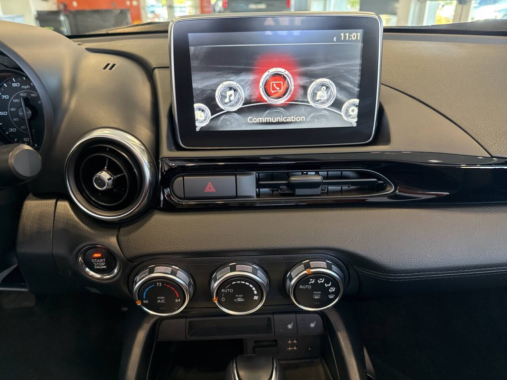 2019 FIAT 124 Spider Image 21