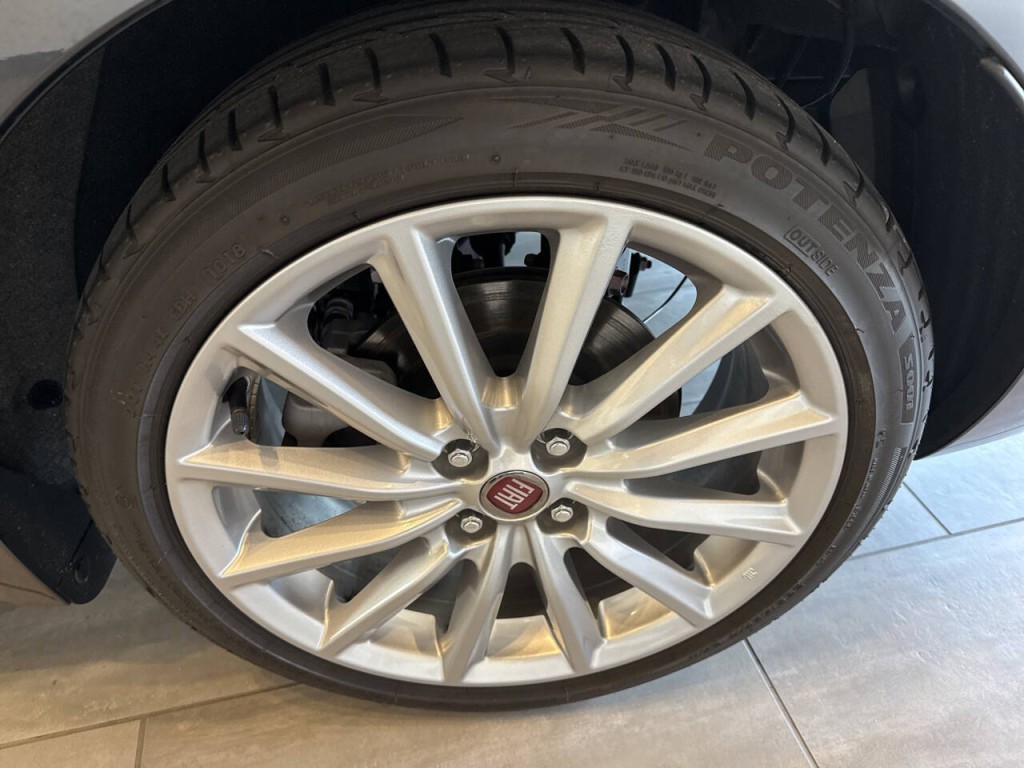 2019 FIAT 124 Spider Image 38