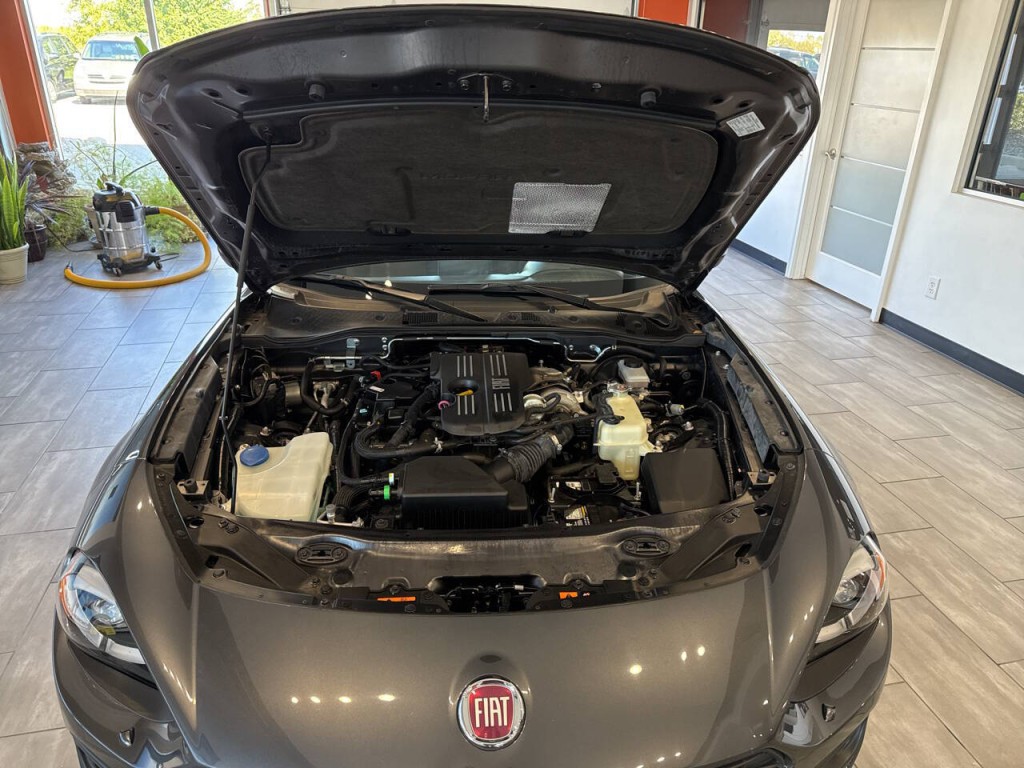 2019 FIAT 124 Spider Image 46