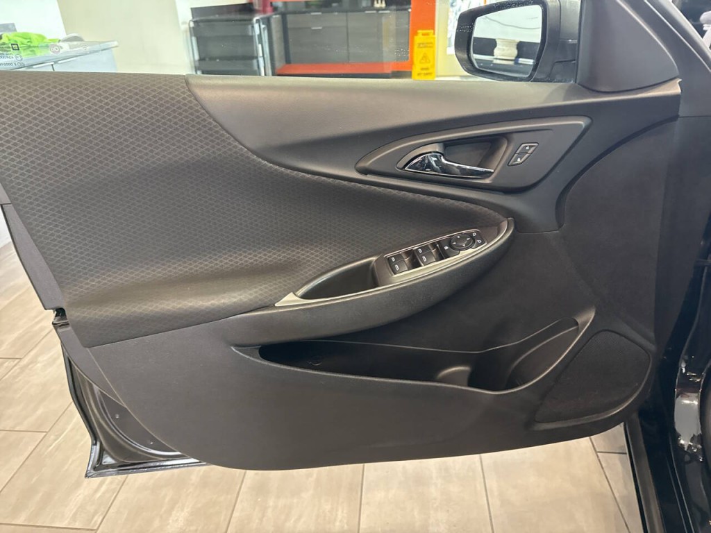 2019 Chevrolet Malibu Image 13