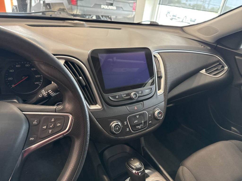 2019 Chevrolet Malibu Image 17