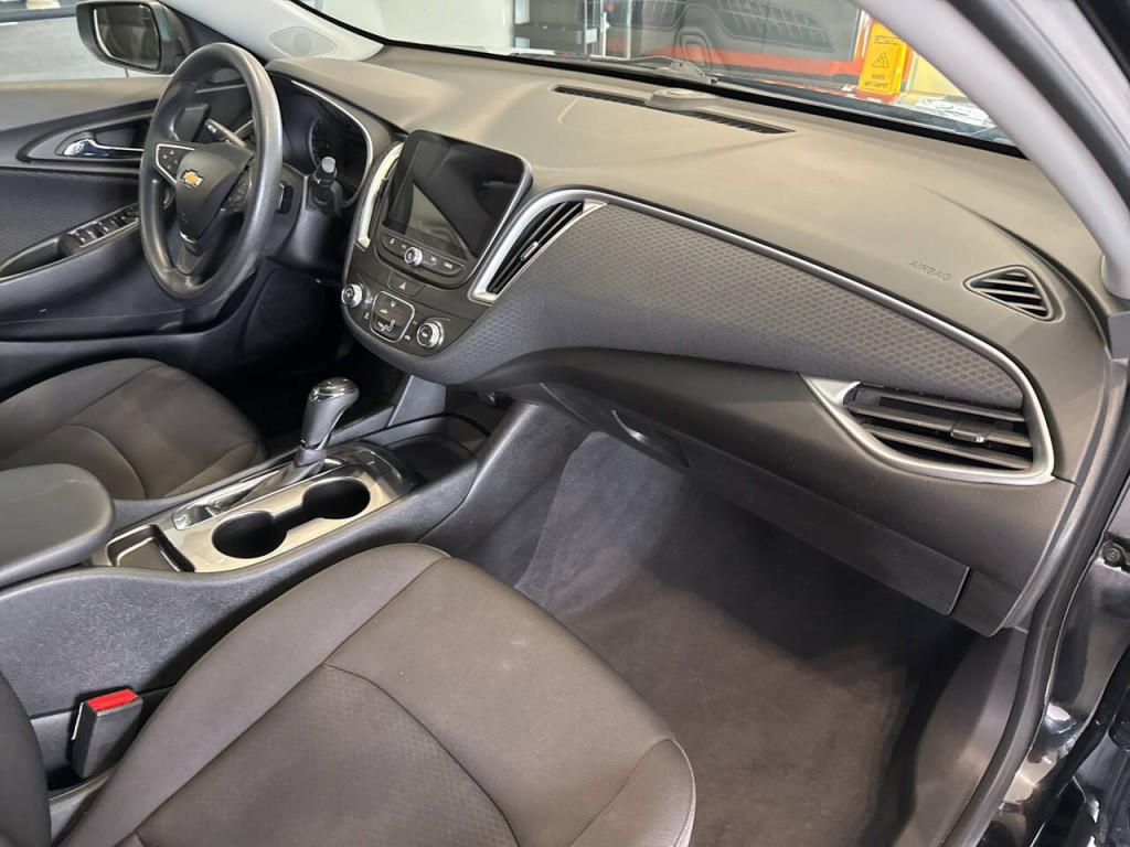 2019 Chevrolet Malibu Image 34