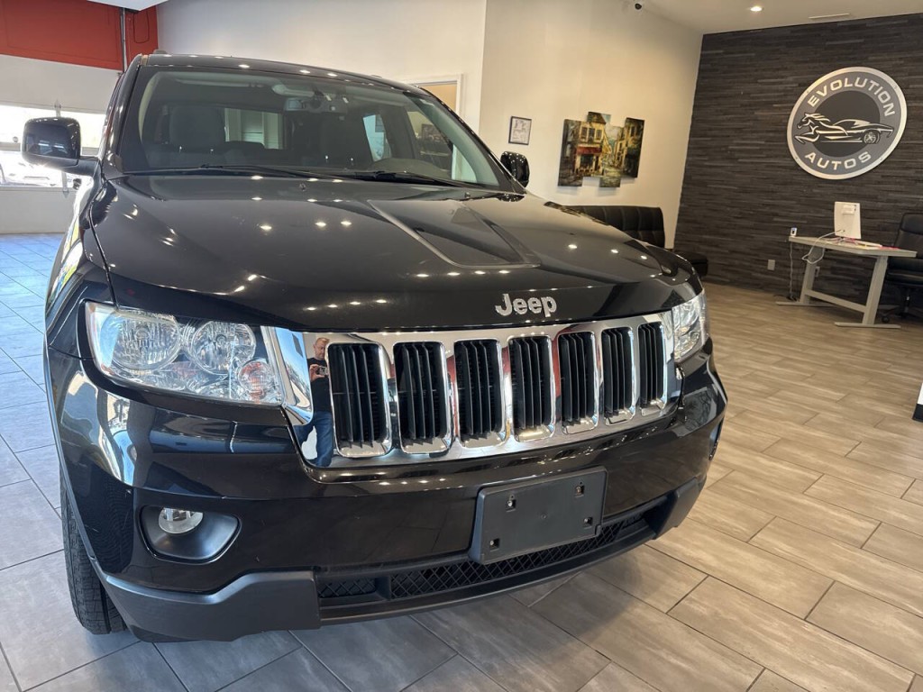 2012 Jeep Grand Cherokee Image 3