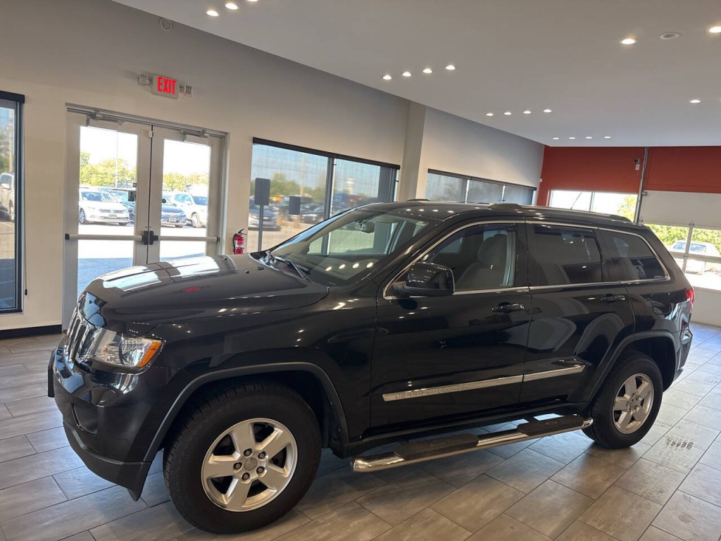 2012 Jeep Grand Cherokee Image 4