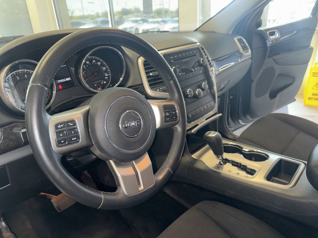 2012 Jeep Grand Cherokee Image 14