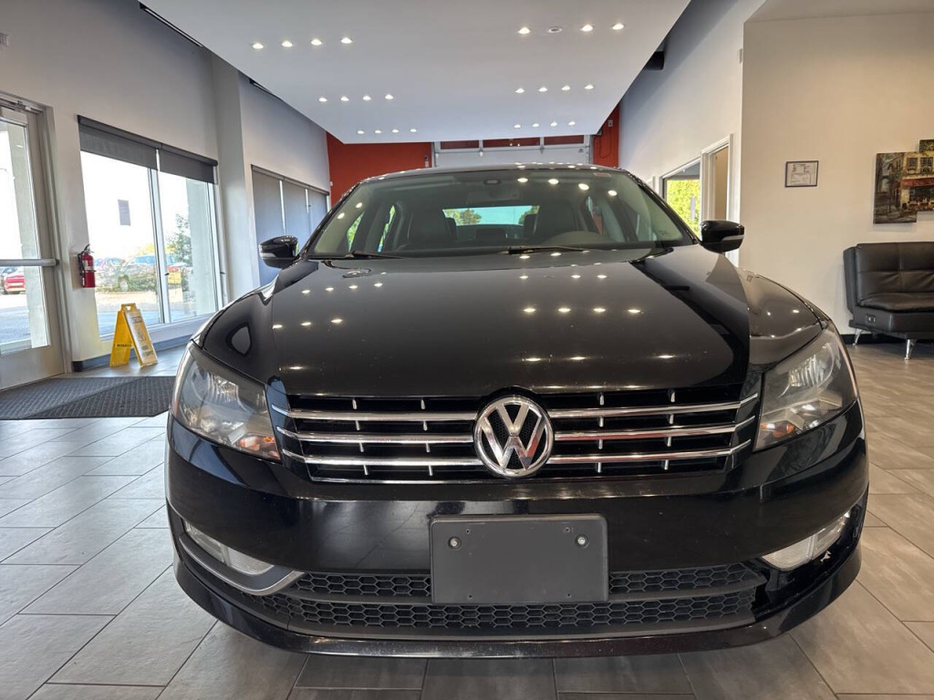 2014 Volkswagen Passat Image 4